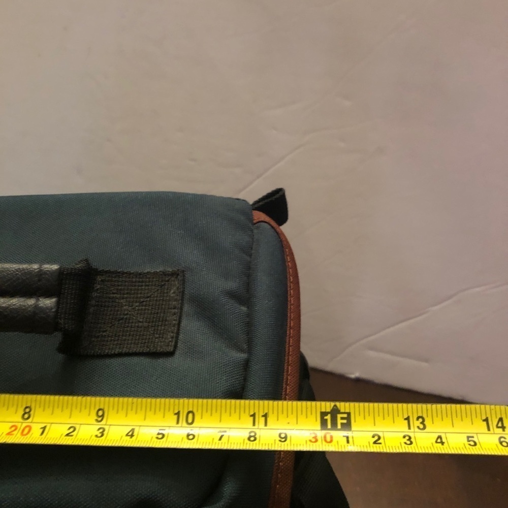- Video Camera Case. Lowe Pro. - Picture 8 of 9